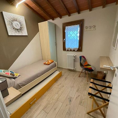 蒙特鲁朴·菲奥伦蒂诺La Casa Delle Rondini别墅 外观 照片