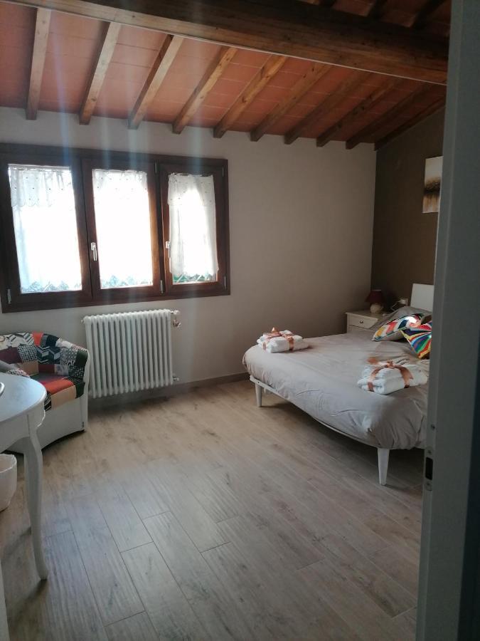 蒙特鲁朴·菲奥伦蒂诺La Casa Delle Rondini别墅 外观 照片